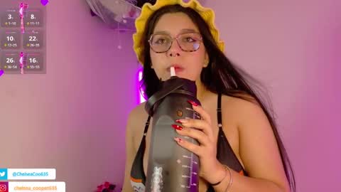 Snapshot of chelsea_coo chatting on March 3, 9:48 pm Chelsea online show from March 3, 9:48 pm