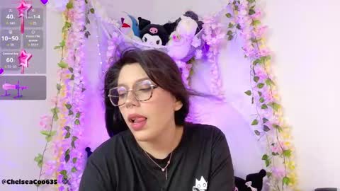 Snapshot of chelsea_coo chatting on September 14, 8:19 pm Chelsea online show from September 14, 8:19 pm