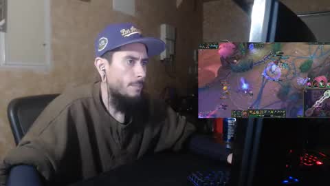 Snapshot of chelseagrinox chatting on February 12, 8:09 am Chelsea online show from February 12, 8:09 am