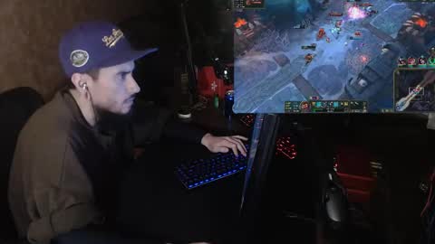 Snapshot of chelseagrinox chatting on March 13, 6:58 pm Chelsea online show from March 13, 6:58 pm