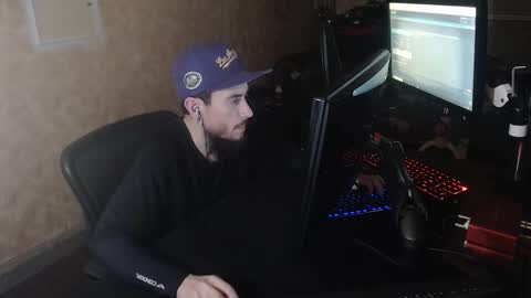 Snapshot of chelseagrinox chatting on March 24, 1:32 am Chelsea online show from March 24, 1:32 am