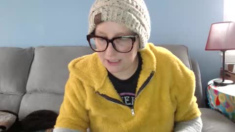 Chelsea online show from April 2, 3:53 pm