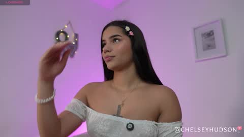 chelsey_hudson online show from March 18, 1:09 am