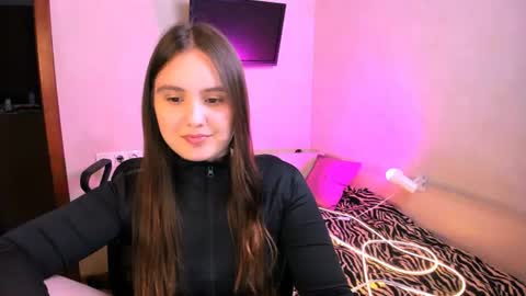 Chelsy  Luxe  online show from June 28, 1:55 am