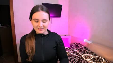 Chelsy  Luxe  online show from July 7, 10:08 am
