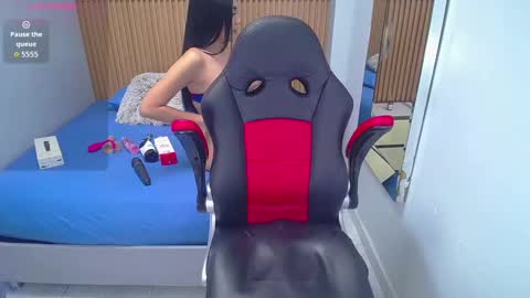  C H E L S Y online show from October 2, 3:35 am