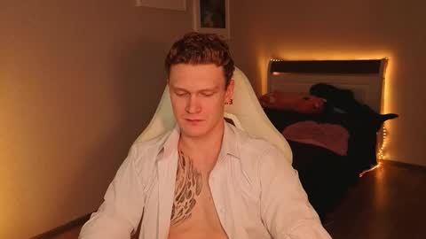 LUCASRYANPVT IS OPEN online show from November 18, 2:54 pm