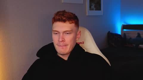 LUCASRYANPVT IS OPEN online show from November 28, 11:29 pm