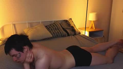 LUCASRYANPVT IS OPEN online show from April 18, 5:39 pm