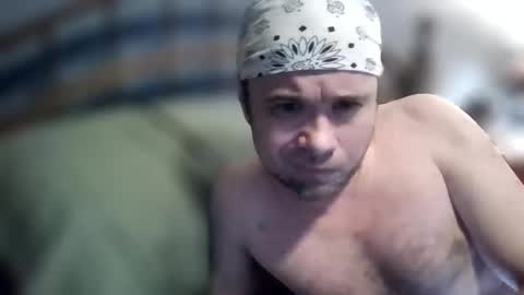 Snapshot of cherb440 chatting on March 30, 3:18 am cherb440 online show from March 30, 3:18 am