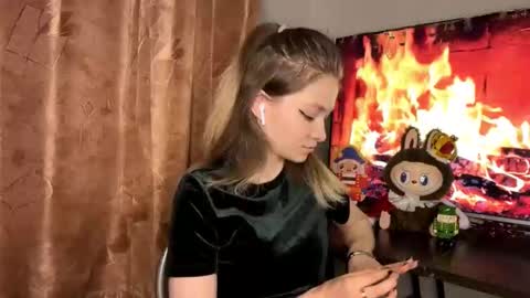 Snapshot of cherepasceri chatting on January 13, 8:25 pm Elizabeth you can call me Elly online show from January 13, 8:25 pm