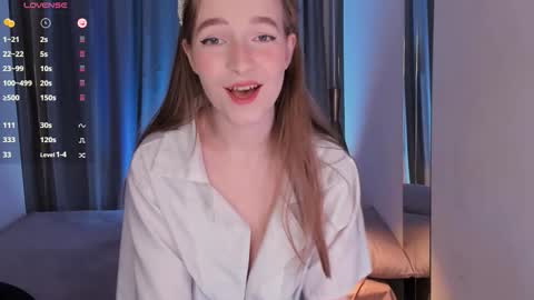Snapshot of cheril_lady chatting on October 14, 10:16 am Cheril follow me online show from October 14, 10:16 am