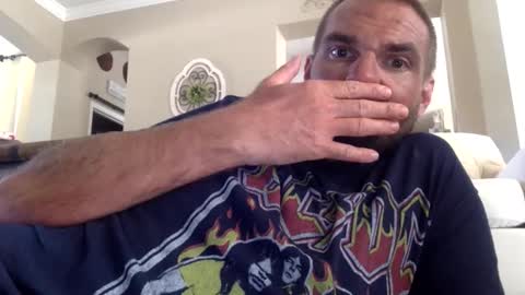 cherokeebatman88 online show from April 12, 5:29 pm