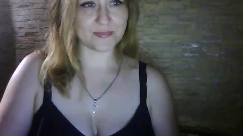 Snapshot of cherry04383 chatting on July 26, 1:58 am cherry04383 online show from July 26, 1:58 am