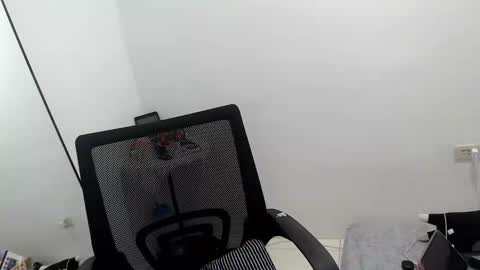 kris online show from October 7, 9:06 am