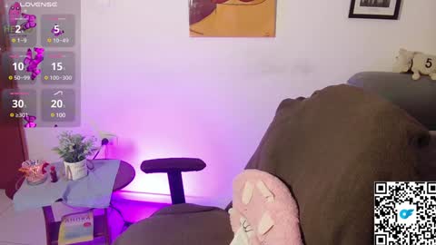 cherry   12am a 8am time colombia online show from December 11, 5:32 am