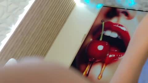 Snapshot of cherry_blossom_miss chatting on May 15, 6:37 pm cherry_blossom_miss online show from May 15, 6:37 pm