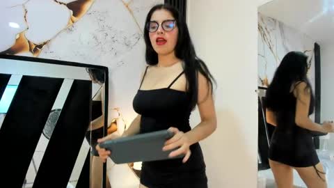 Snapshot of cherry_bom_as chatting on May 22, 8:03 pm cherry_bom_as online show from May 22, 8:03 pm