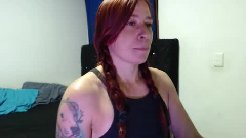 Snapshot of cherry_cam30 chatting on January 5, 12:09 am cherry aleja online show from January 5, 12:09 am