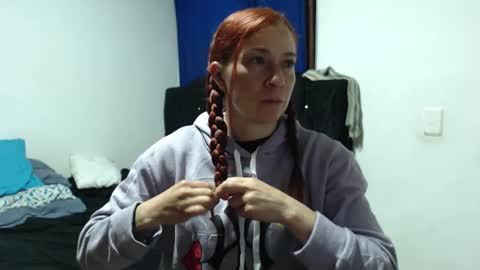 Snapshot of cherry_cam30 chatting on January 9, 2:11 am cherry aleja online show from January 9, 2:11 am