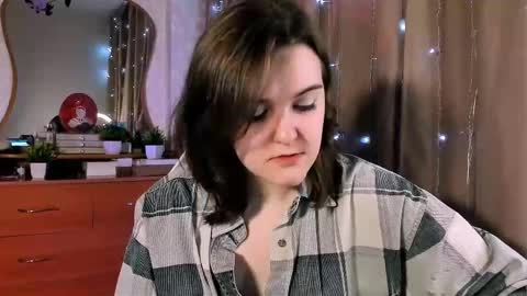 Snapshot of cherry_chapman chatting on March 3, 1:09 pm cherry_chapman online show from March 3, 1:09 pm