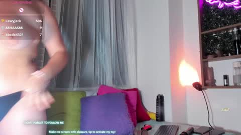 Snapshot of cherry_copper chatting on February 27, 5:36 pm cherryl online show from February 27, 5:36 pm