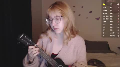 Snapshot of cherry_hazzze chatting on February 24, 4:27 pm Cheryl online show from February 24, 4:27 pm