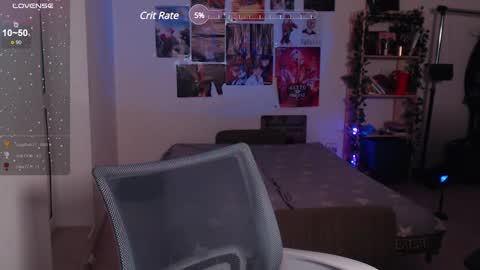 Snapshot of cherry_night666 chatting on December 2, 2:53 am Morty online show from December 2, 2:53 am