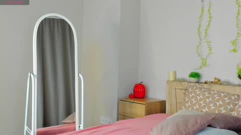 cherry_pr1ce online show from April 9, 12:10 am