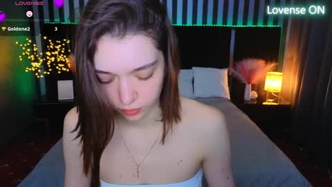 Snapshot of cherry_wipe chatting on May 13, 12:46 pm Cherry Wipe online show from May 13, 12:46 pm