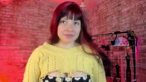Snapshot of cherry_xoxx chatting on September 27, 11:04 am online show from September 27, 11:04 am