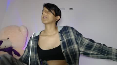 Snapshot of cherrybombsweet chatting on May 6, 10:59 pm cherrybombsweet online show from May 6, 10:59 pm