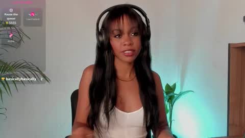 Snapshot of cherrybr_ chatting on December 14, 3:17 pm Cherry Lady online show from December 14, 3:17 pm
