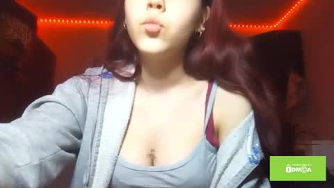 Snapshot of cherrybrockwell chatting on November 20, 6:51 pm Lina online show from November 20, 6:51 pm