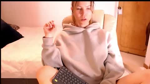 Anna online show from November 20, 2:34 am