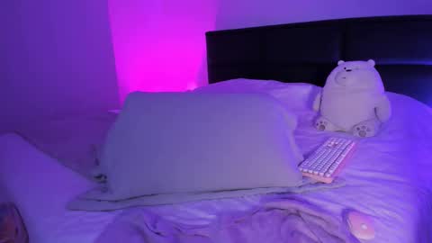 Snapshot of cherrydoll_dl chatting on November 10, 8:41 pm Morfy online show from November 10, 8:41 pm