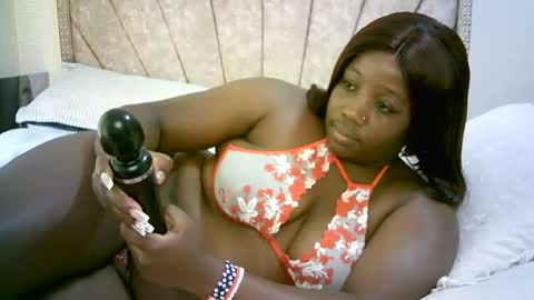 Snapshot of cherrylbaby chatting on January 4, 9:32 am cherryl online show from January 4, 9:32 am