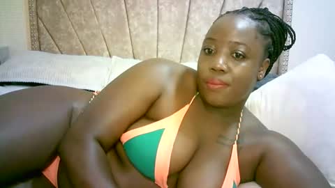 Snapshot of cherrylbaby chatting on January 13, 1:23 am cherryl online show from January 13, 1:23 am