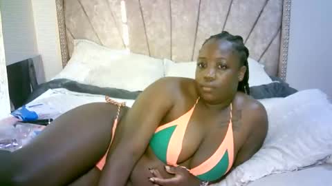Snapshot of cherrylbaby chatting on January 19, 4:33 am cherryl online show from January 19, 4:33 am