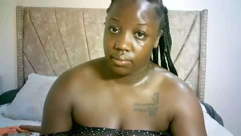 Snapshot of cherrylbaby chatting on January 27, 5:36 am cherryl online show from January 27, 5:36 am
