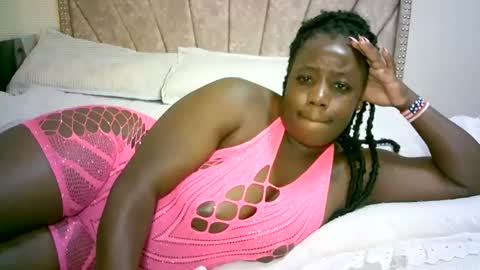 Snapshot of cherrylbaby chatting on March 2, 8:18 pm cherryl online show from March 2, 8:18 pm