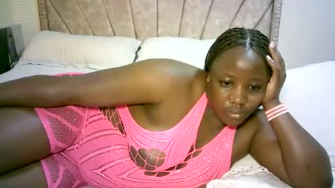 Snapshot of cherrylbaby chatting on March 10, 12:48 pm cherryl online show from March 10, 12:48 pm