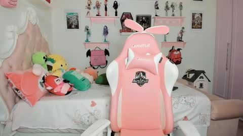 cherrycute666 online show from March 5, 4:52 am