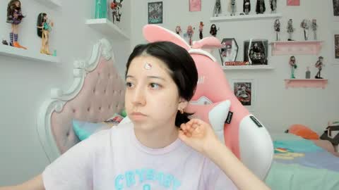 cherrycute666 online show from April 22, 10:44 pm