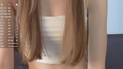 Snapshot of cherrymira chatting on October 15, 6:35 am Loise online show from October 15, 6:35 am