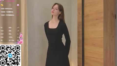 Snapshot of cherrymira chatting on November 10, 5:23 pm Loise online show from November 10, 5:23 pm