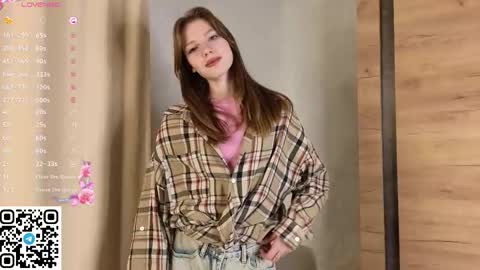 Snapshot of cherrymira chatting on November 25, 5:13 pm Loise online show from November 25, 5:13 pm