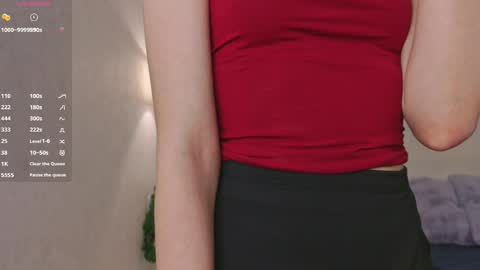 Loise online show from March 30, 5:14 pm