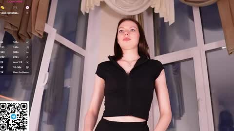 Snapshot of cherrymira chatting on May 31, 5:09 pm Loise online show from May 31, 5:09 pm