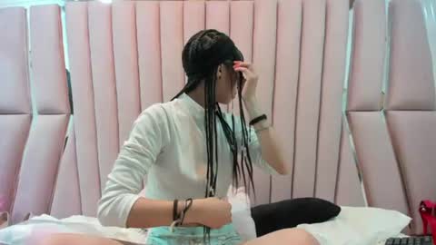 cherrysweetl_ online show from July 7, 1:15 pm